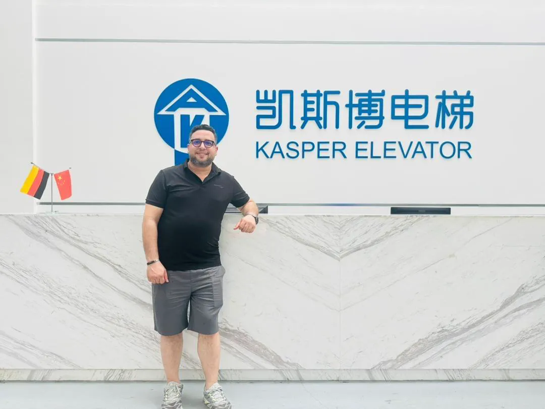 في مقر شركة KASPER Elevator